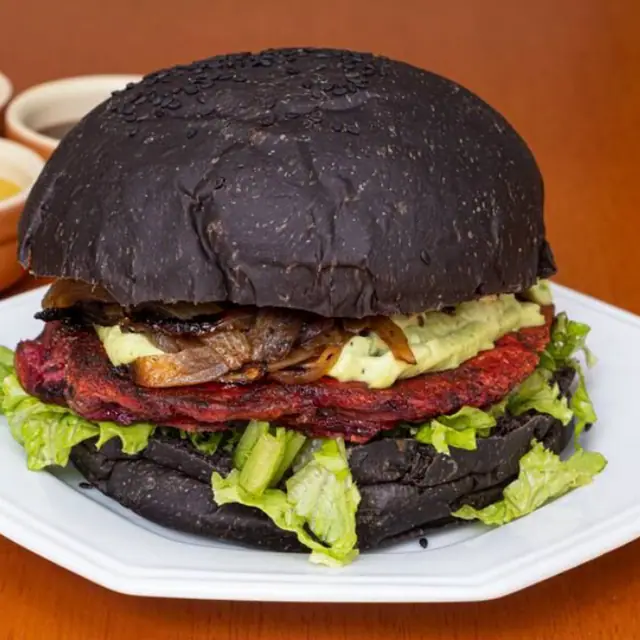 Marcus Garvey — foto do cardápio oficial do Mount Zion Vegan